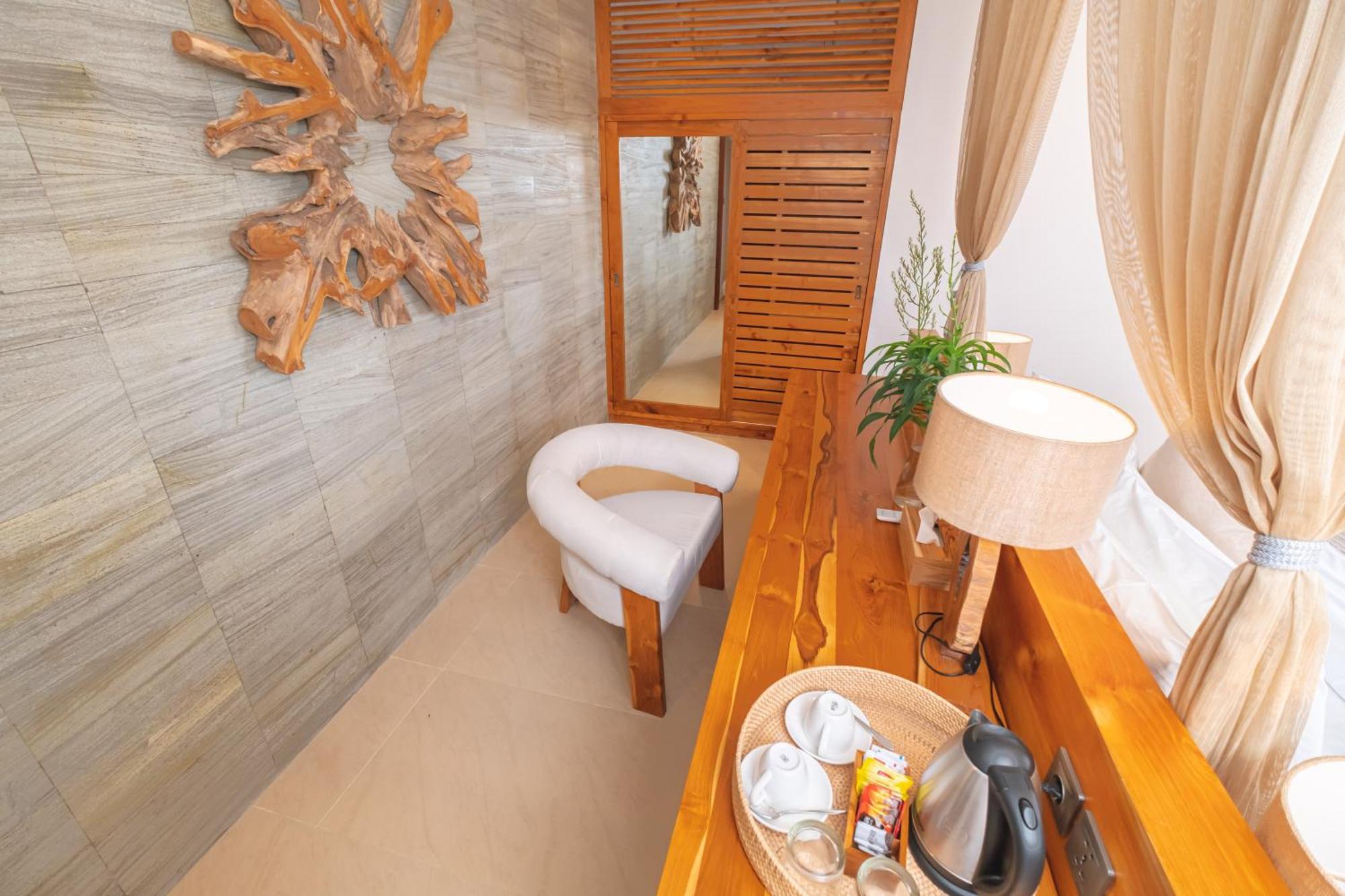 Villa Kaliente Toyapakeh Екстериор снимка