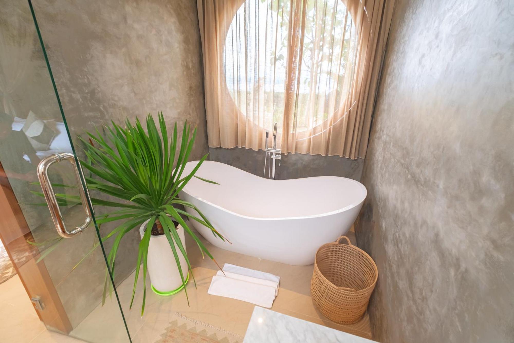 Villa Kaliente Toyapakeh Екстериор снимка
