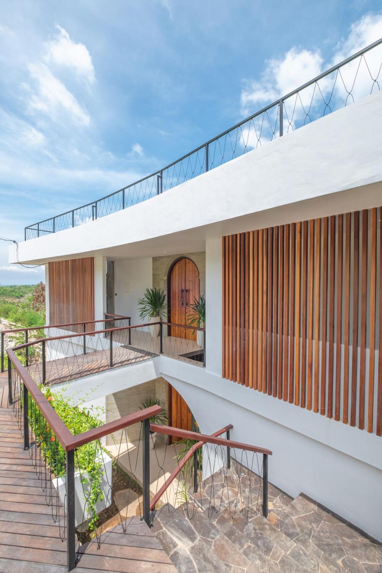 Villa Kaliente Toyapakeh Екстериор снимка