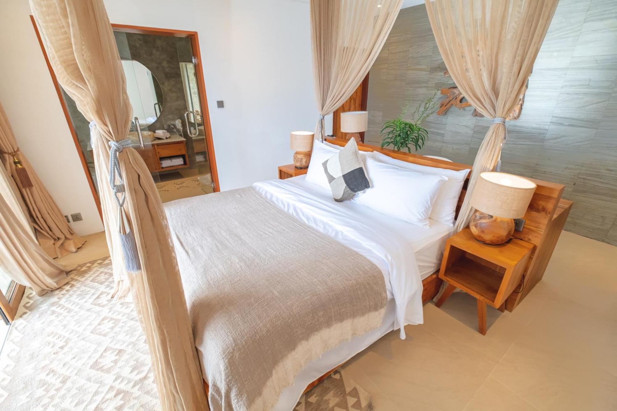 Villa Kaliente Toyapakeh Екстериор снимка