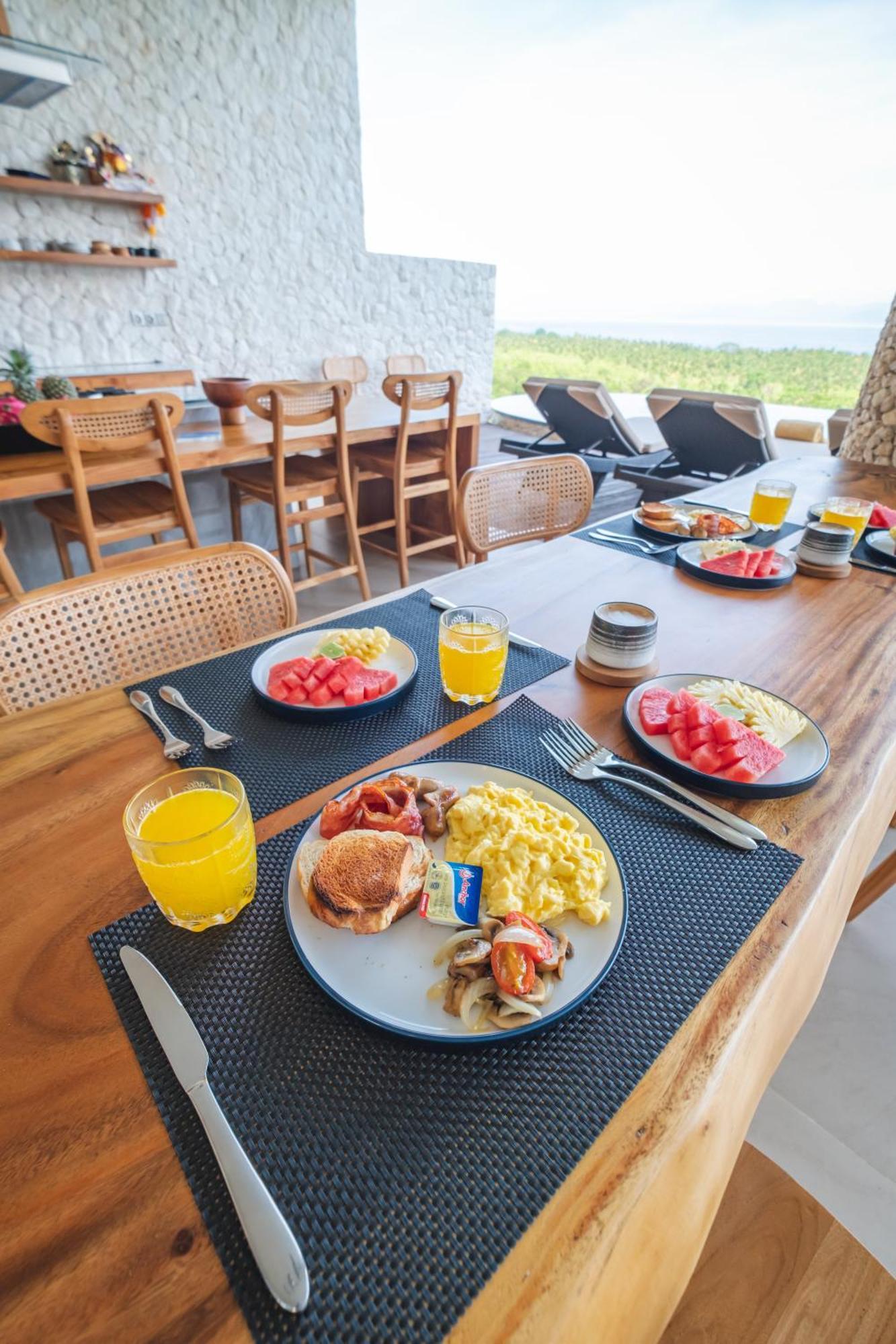 Villa Kaliente Toyapakeh Екстериор снимка